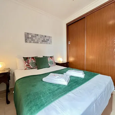 Vintage With Pool By Homing Apartment Albufeira