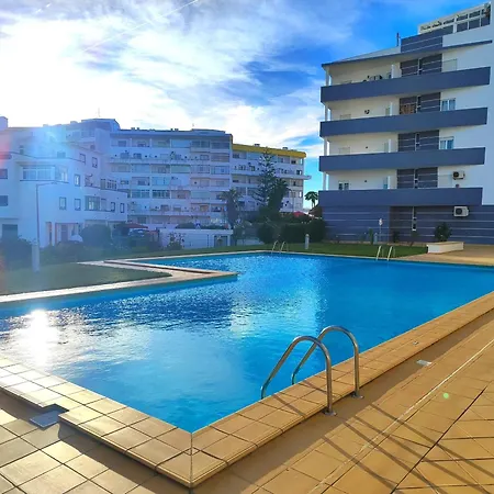 Vintage With Pool By Homing Albufeira